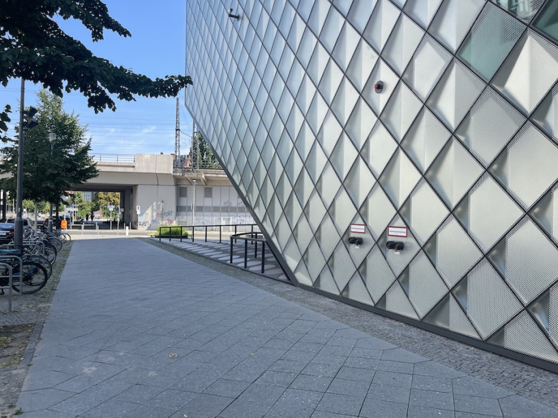 plush74 locatie foto film evenement locatie scouting berlijn centrum straten32