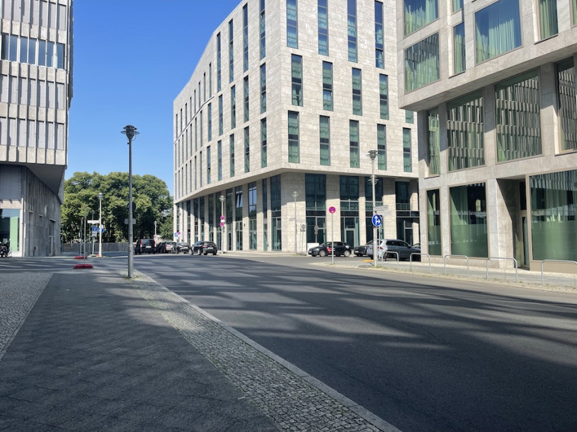 plush74 locatie foto film evenement locatie scouting berlijn centrum straten5