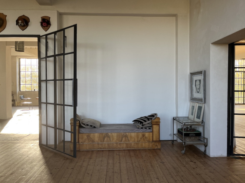 plush74 location foto film evento noleggio produzione germania berlino fabbrica industriale loft 50