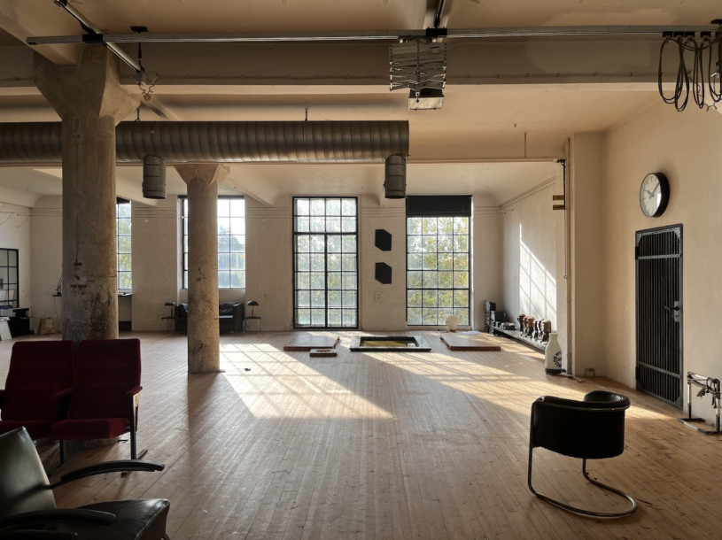 plush74 location foto film evento noleggio produzione germania berlino fabbrica industriale loft 55