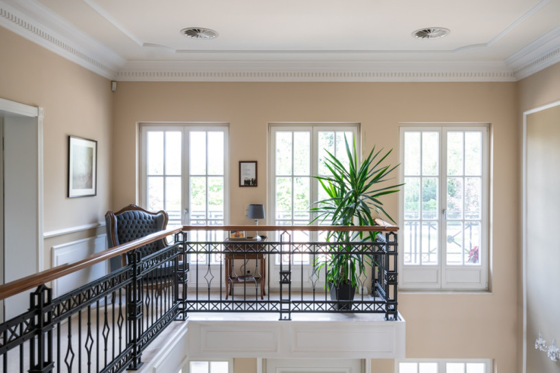 plush74 location photo film event villa spacious white luxurious deisign8