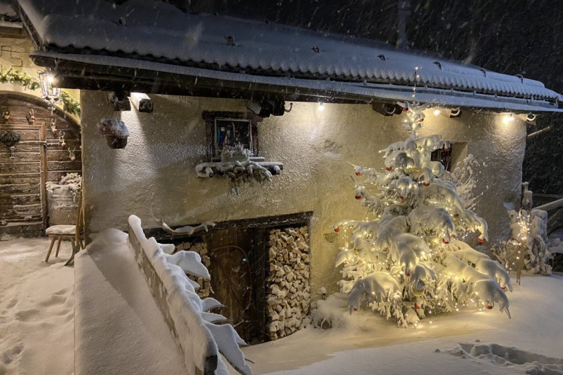 peluche74 lugar foto película evento zuoz engadin suiza montaña restaurante 6