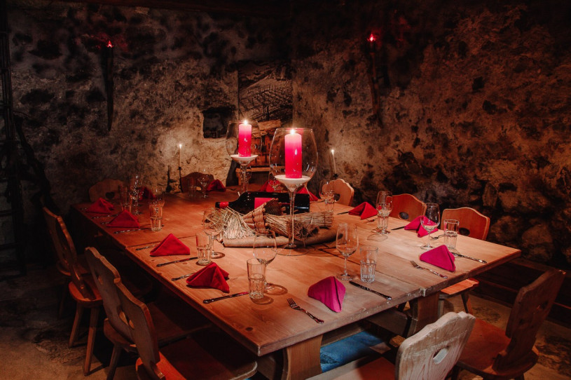 peluche74 lugar foto película evento zuoz engadin suiza montaña restaurante 9