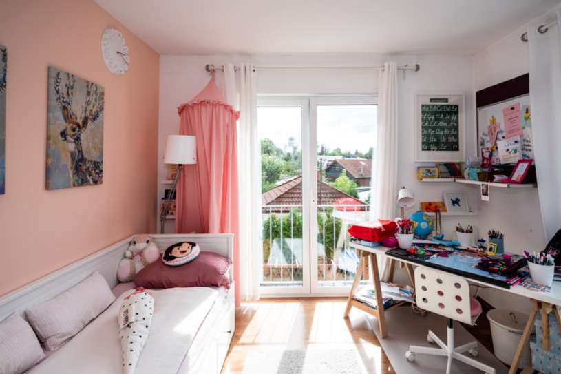 plush74 location photo film germany berlin pastell apartment 00001
