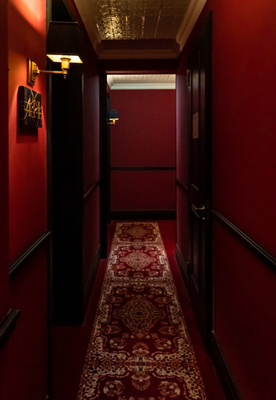 plush74 location scout noleggio spagna foto produzione cinematografica hotel camera suite berlin24 (1)