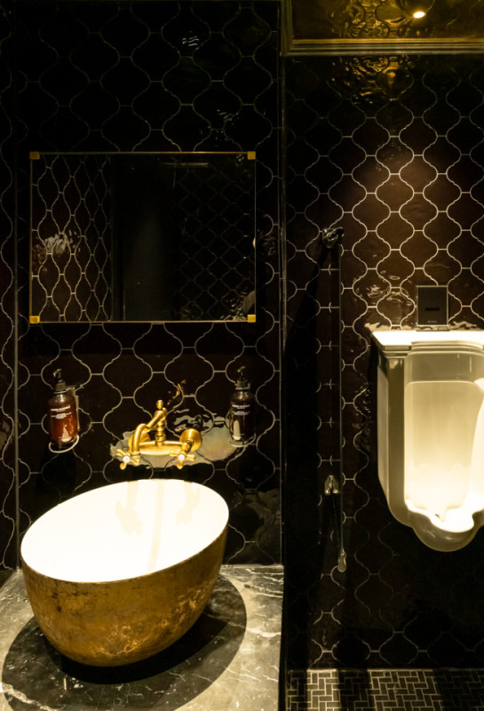 peluche74 location scout noleggio spagna foto produzione cinematografica hotel camera suite berlino72