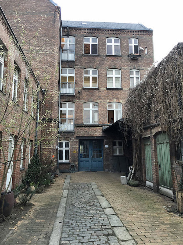 plush74 location scout noleggio spagna foto produzione cinematografica loft berlino1