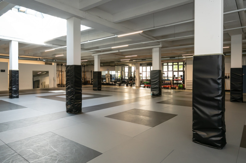 felpa74 lugares alemania berlin deportes foto urbana película fenriz gymjpg13