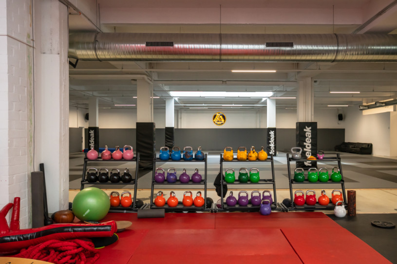 felpa74 lugares alemania berlin deportes foto urbana película fenriz gymjpg19