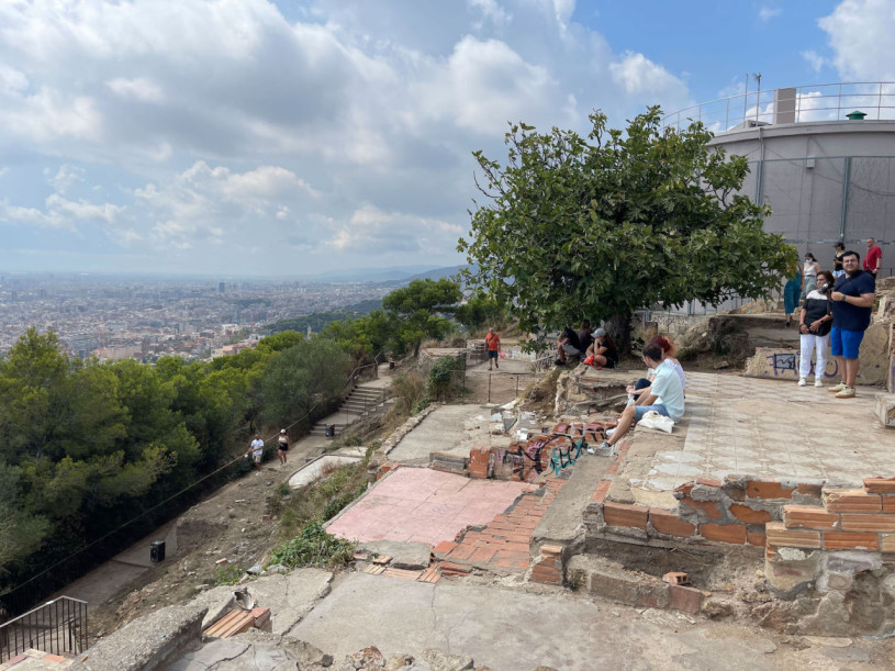 plush74 locations photo film production germany photo studio berlin00000plush74 locations photo film productio photo lookout barcelona spain00003