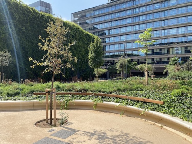 plush74 locations photo film production germany photo studio berlin00000plush74 locations photo film productio photo streets financial barcelona spain00029