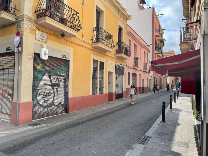 plush74 locaties fotofilm productie duitsland fotostudio berlijn00000plush74 locaties fotofilm productio foto straten grace barcelona spanje00002