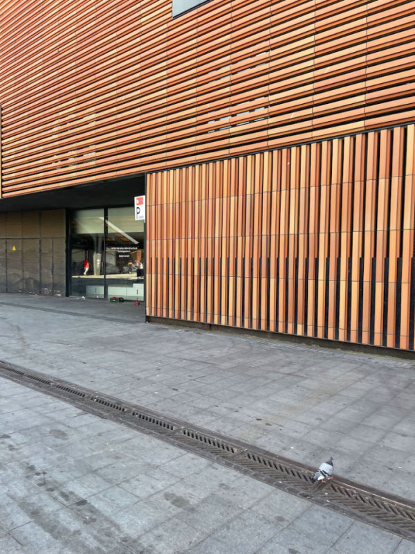 plush74 locations fotofilm produktion deutschland fotostudio berlin00000plush74 locations fotofilm produktion fotostraßen raval barcelona spanien00034