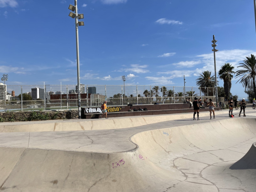 plush74 locations fotofilm produktion deutschland fotostudio berlin00000plush74 locations fotofilm produktion foto streets skate barcelona strand spanien00006