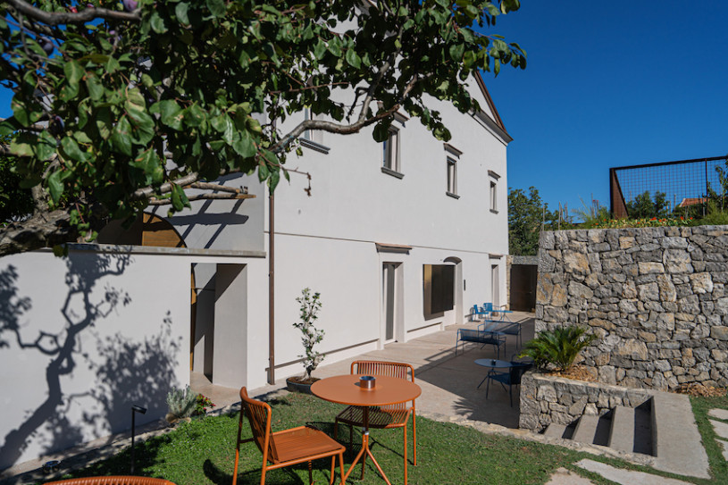 pluche74 locaties foto filmproductie italie hotel luxe zee00015