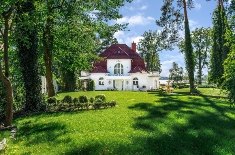 plush74 lussuosa villa vista lago 26