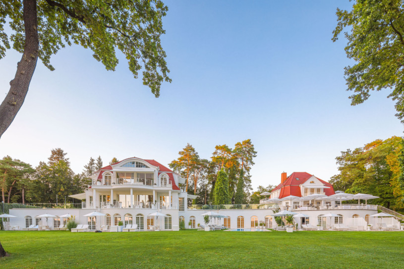 plush74 lussuosa villa vista lago 31