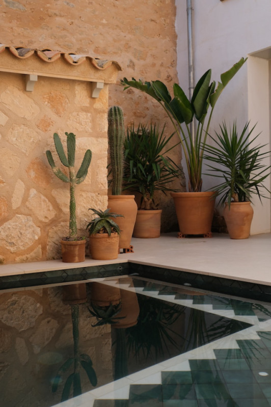 pluche74 magische binnenplaats casa mallorca 7