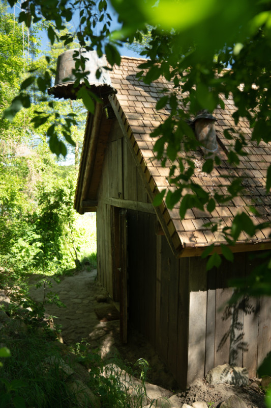 plush74 magisches Haus am See 13