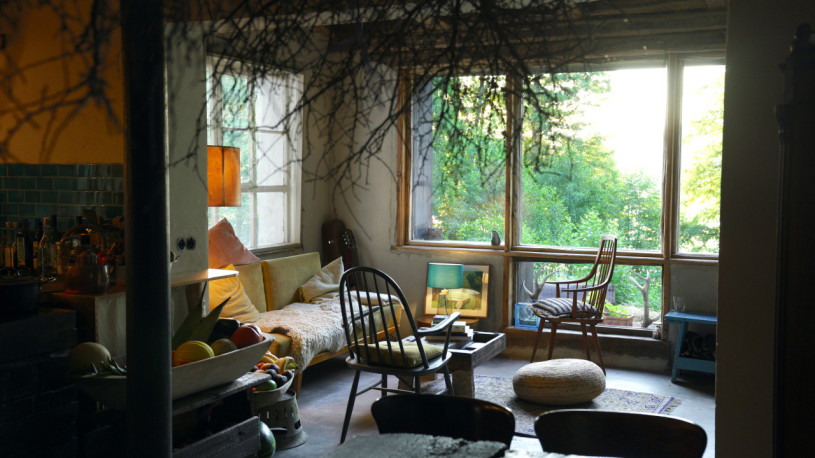 plush74 magical lakeside house 44