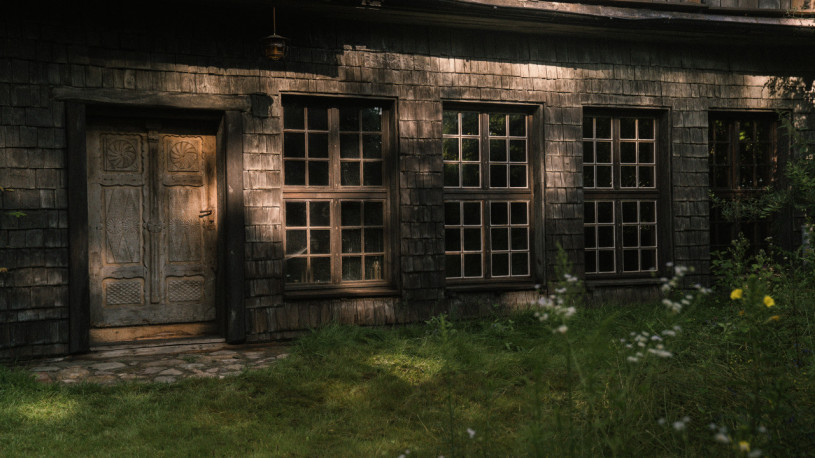 plush74 magical lakeside house 63 (1)