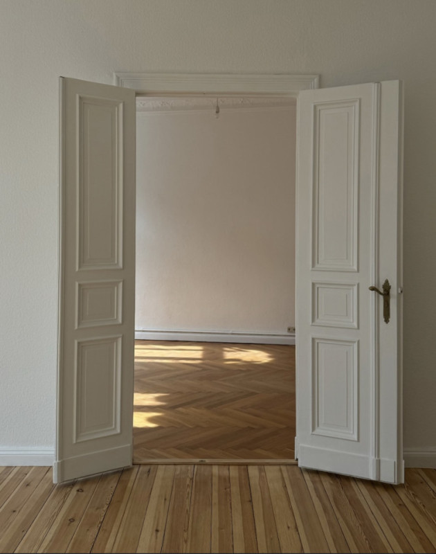 plush74 minimal altbau apartment berlin 14