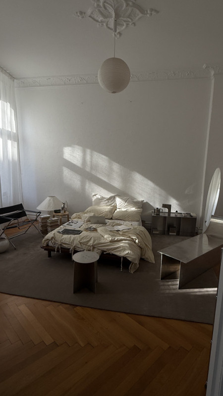 plush74 minimal altbau apartment berlin 31 (1)