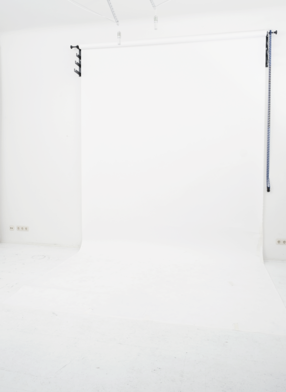 plush74 minimalist white studio berlin 2