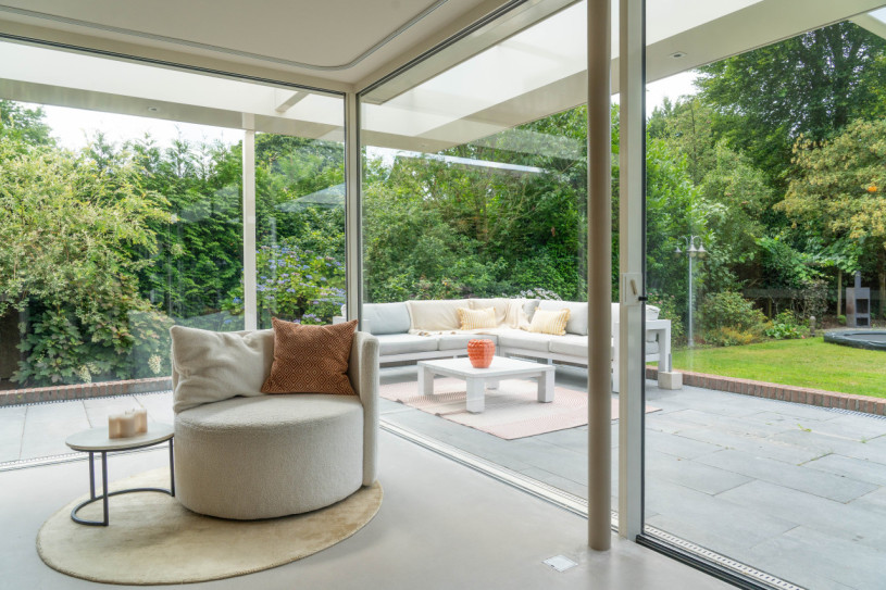 plush74 modern dutch villa with timeless elegance 9