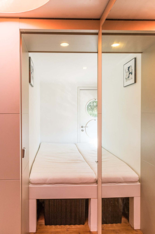 plüsch74 modernes hausboot berlin 13