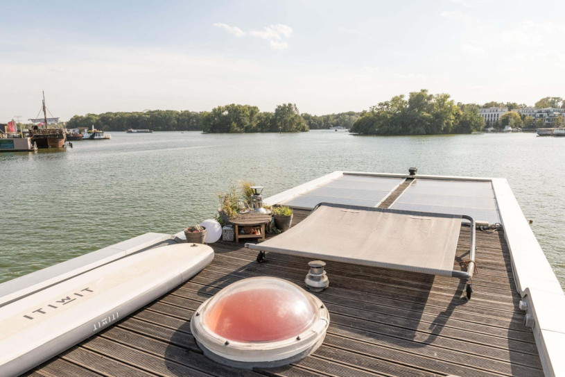 plüsch74 modernes hausboot berlin 15