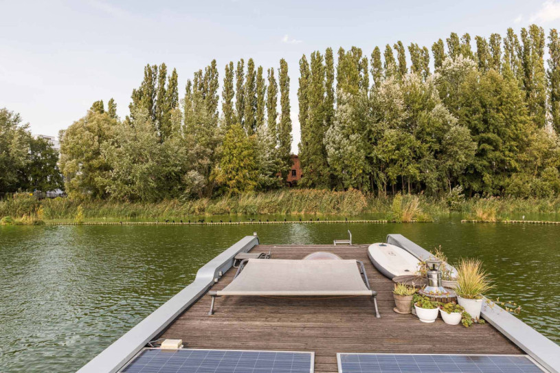 plüsch74 modernes hausboot berlin 16