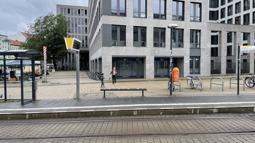 plush74 modern urban plaza with tram stop 21