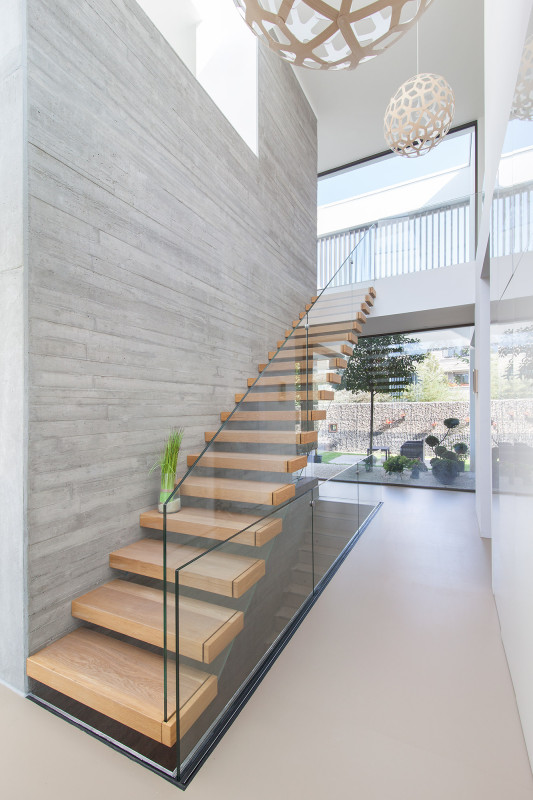 plush74 modern villa with outdoor pool 7