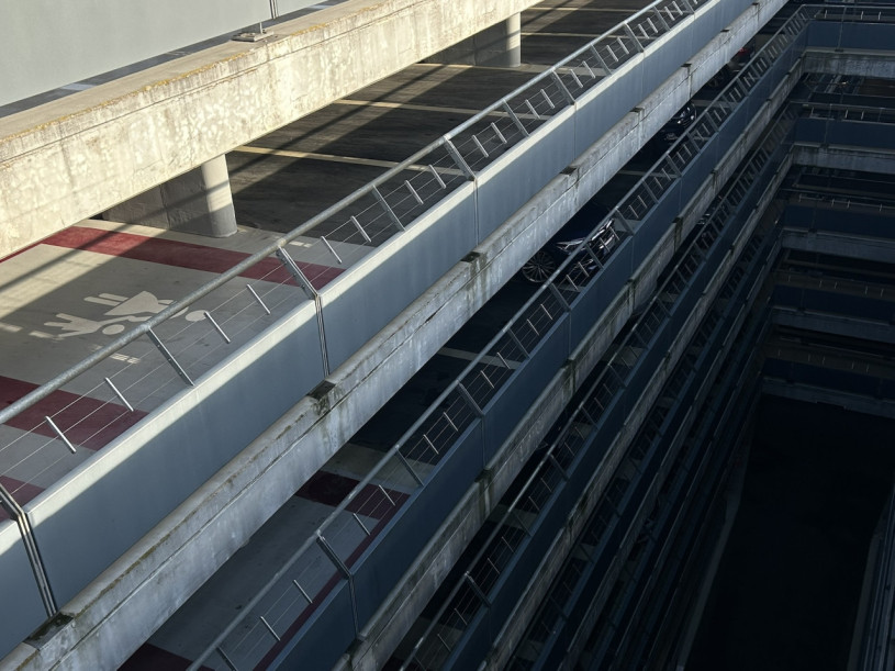 plush74 parkdeck hallen am borsigturm 21