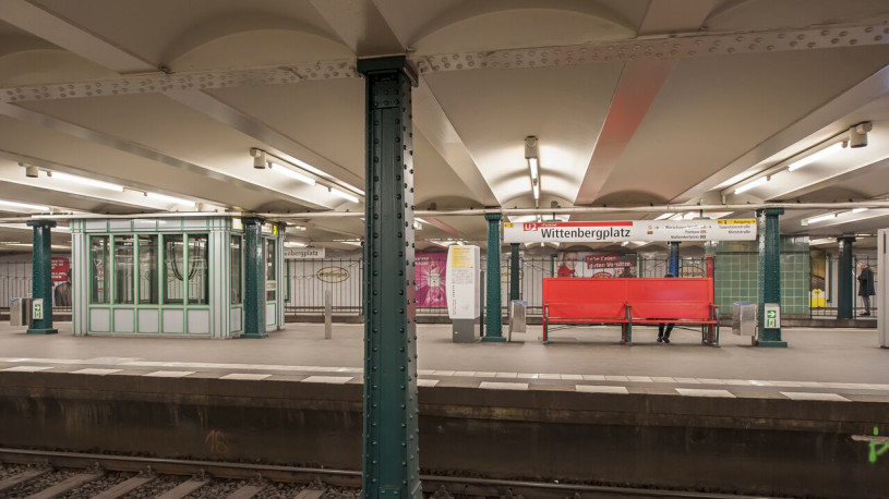 plush74 photo film event location germany berlin subway bhf wittenbergplatz11
