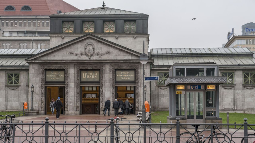 plush74 photo film event location germany berlin subway bhf wittenbergplatz15