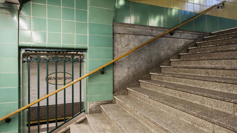 plush74 photo film event location germany berlin subway bhf wittenbergplatz5