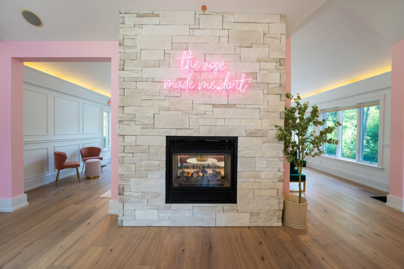 peluche74 foto film evento location toronto urbano casa privata canada luminoso colorato casa 25