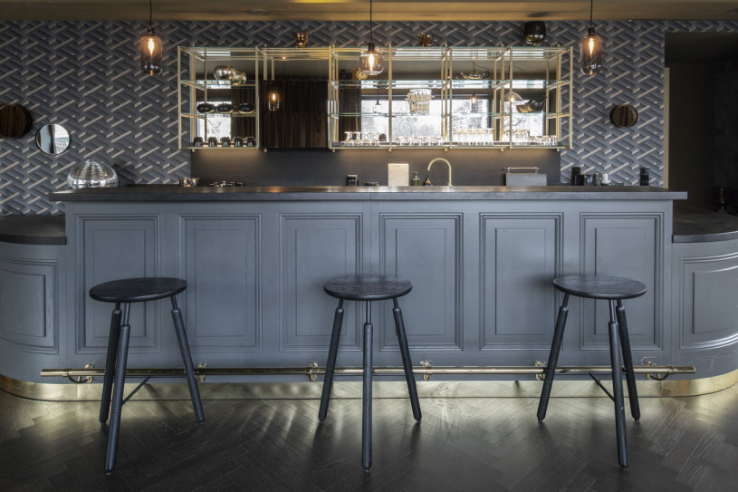 plush74 private bar apartment 9