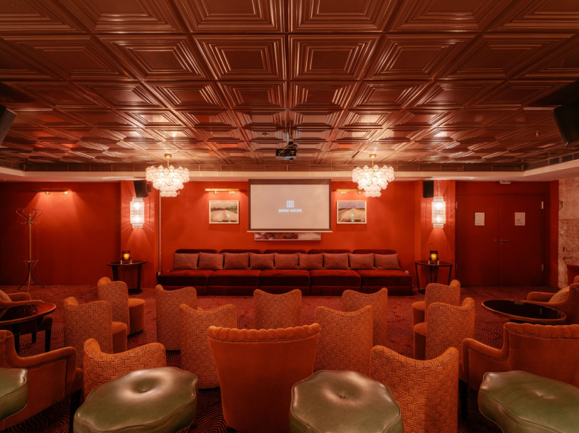 plush74 sala rossa sede berlino 1