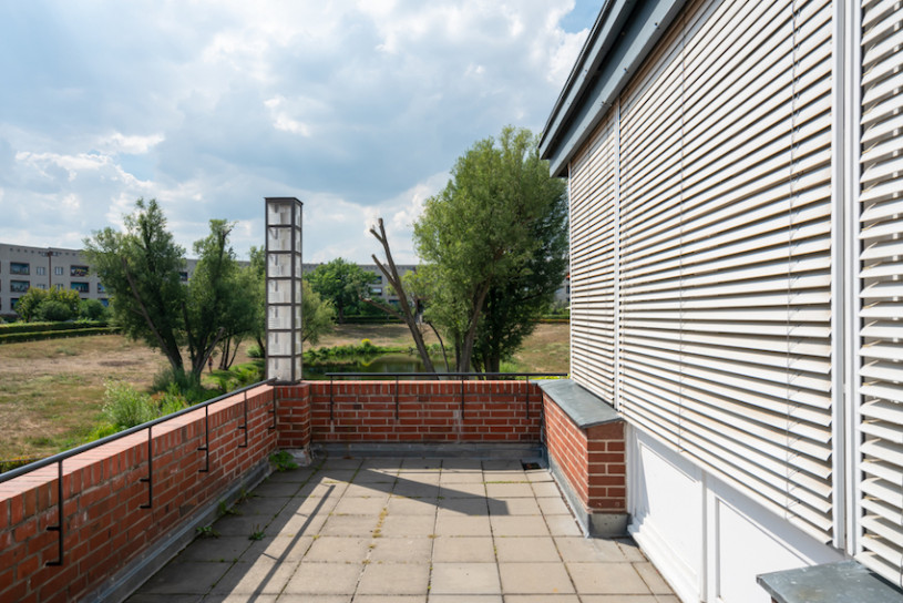 plush74 rental location film photo event village colors city berlin 2