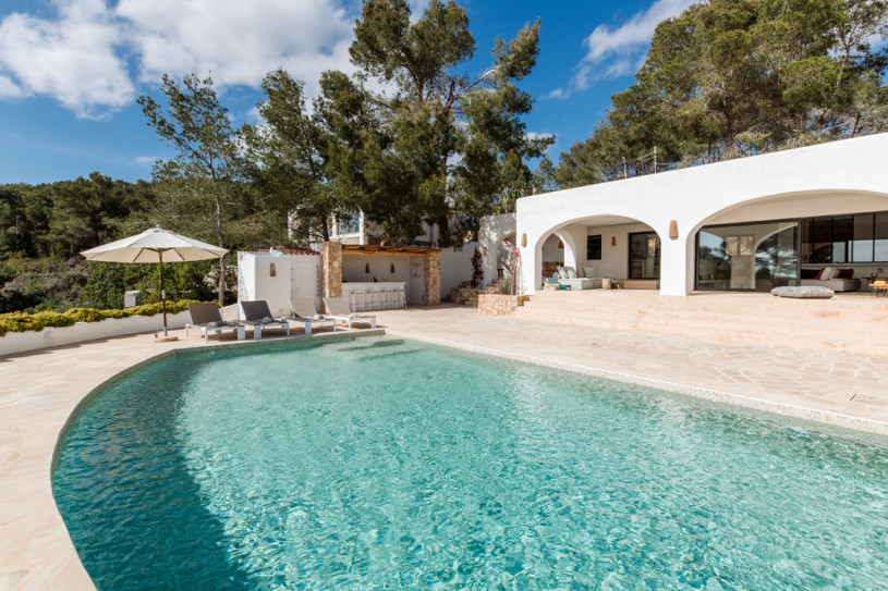 plush74 rental location photo film ibiza spain villa rustic modern00003