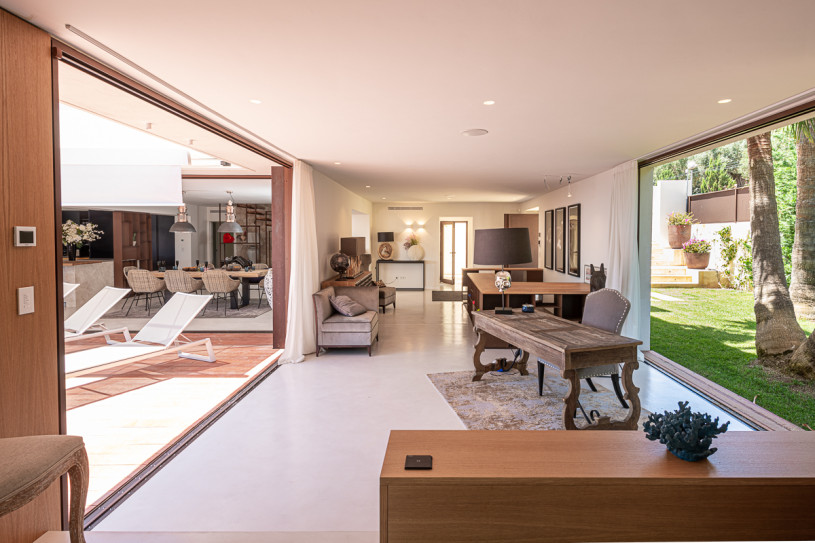 plush74 rental location photo film ibiza spain villa seaside luxury00000