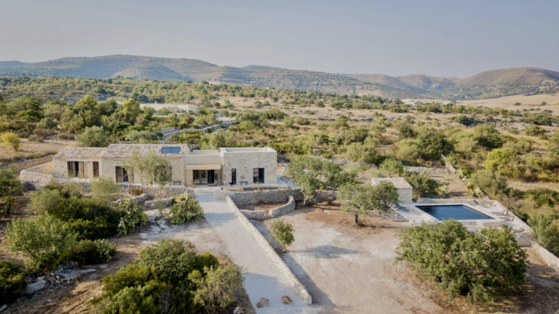 plush74 rental photo film production farmhouse italy sicily00012