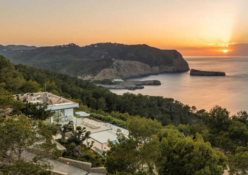 plush74 rental photo film production ibiza villa spain00001