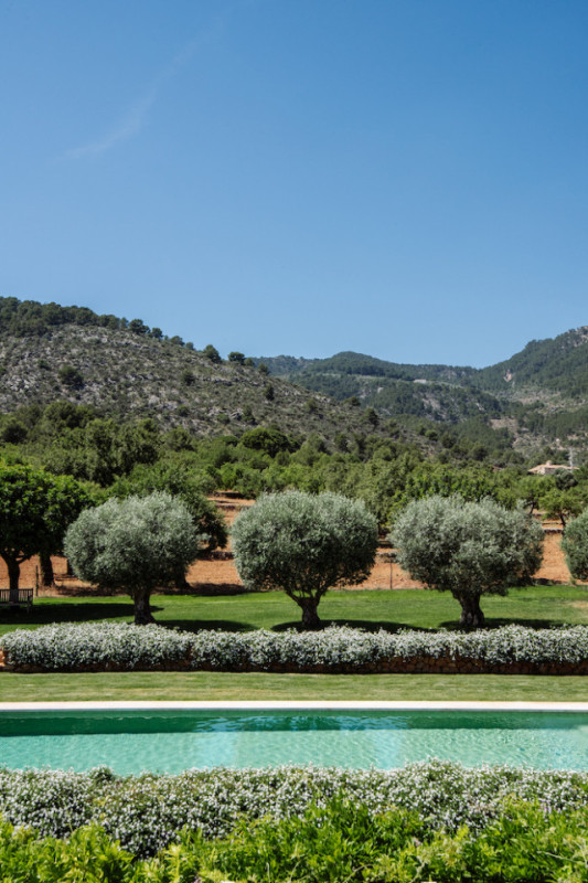 plush74 rental photo film production villa farmhouse mallorca00028