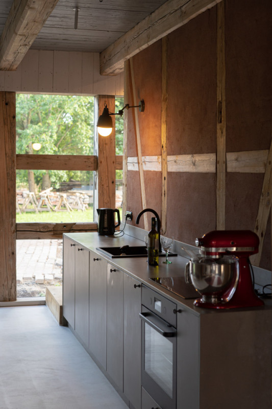 plush74 Vermietung Produktionen Location Fotofilm Finca Polen Scheune Landschaft00097