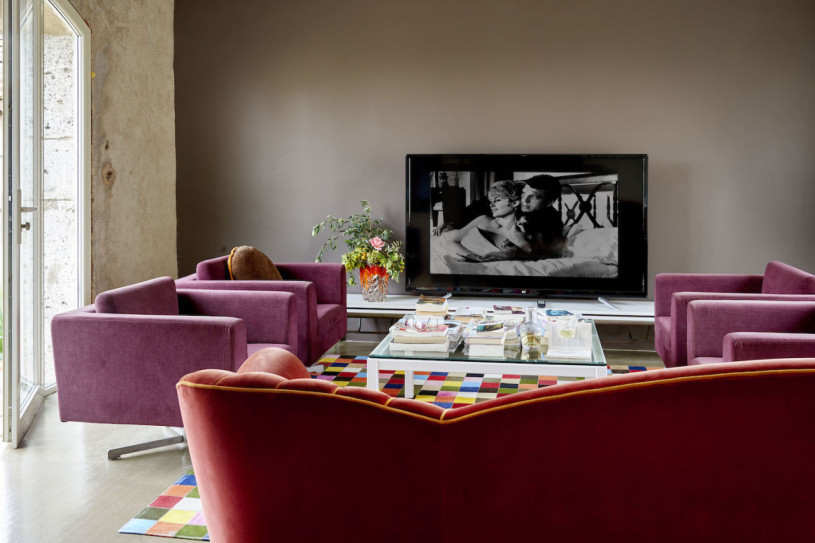 plüsch74 verleih produktionen lokaiton foto film holuse loft france00002