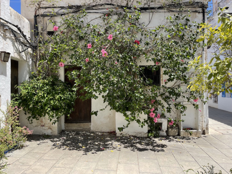 plush74 rental productions locaiton town historic ibiza spain00029